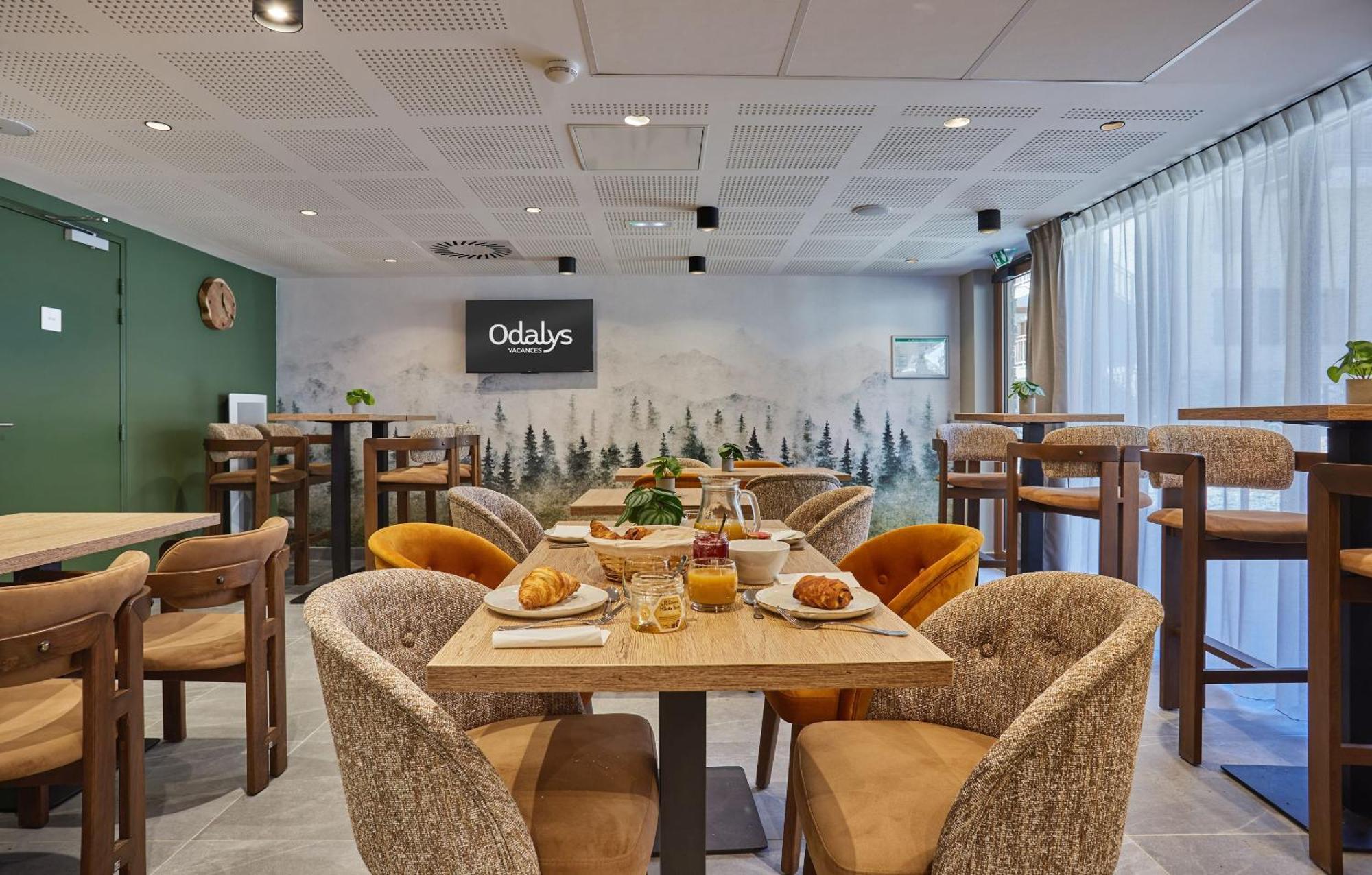 Residence Prestige Odalys Le Mont D'אורון מראה חיצוני תמונה